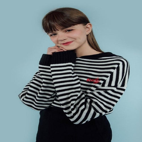 2018 Hot Sales Women s Knitted Cashmere Wool Sweater Stripe Embroidery Woman Winter Clothes Pullover Free Shipping